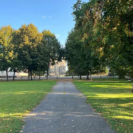 Charme 4 Avec Salle D'eau, Confort Moderne - Fr-1-584-368