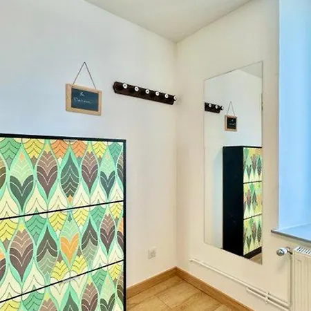 Holiday home Charme 4 Avec Salle D'eau, Confort Moderne - Fr-1-584-368 Haroue